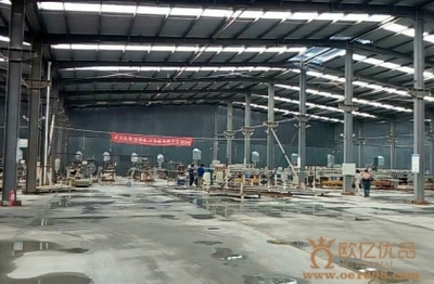 先進設備鑄就卓越品質(zhì) 歐億優(yōu)品集成墻飾的混材工藝革新