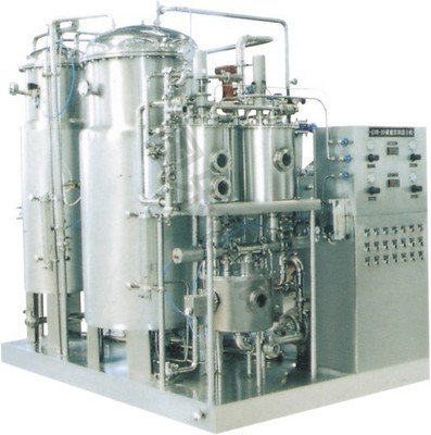 創(chuàng)新飲品，高效生產(chǎn) 溫州來福機械新型一次性汽水混合機解決方案